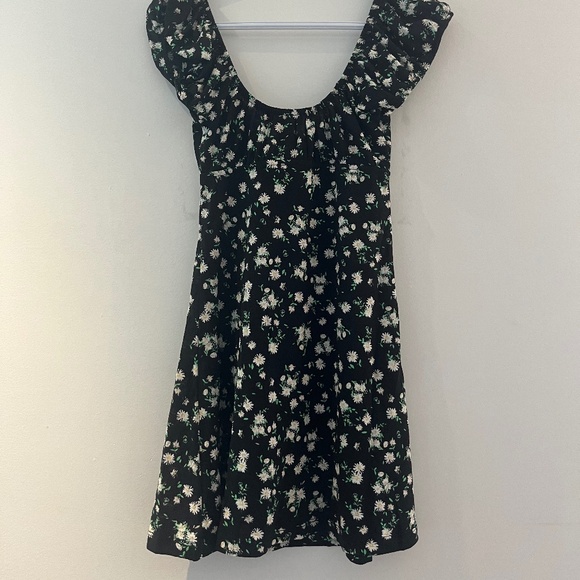 Streetwear Society Dress - Picture 2 of 2